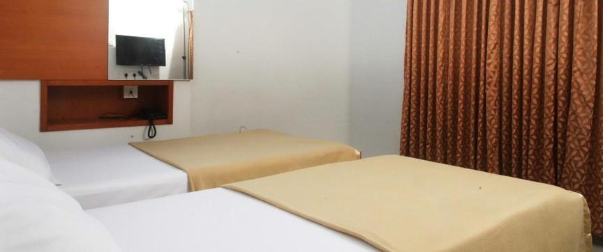 Hotel Surag Residency Tiruchirappalli Pokoj fotografie