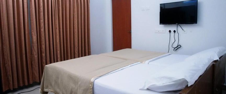 Hotel Surag Residency Tiruchirappalli Pokoj fotografie